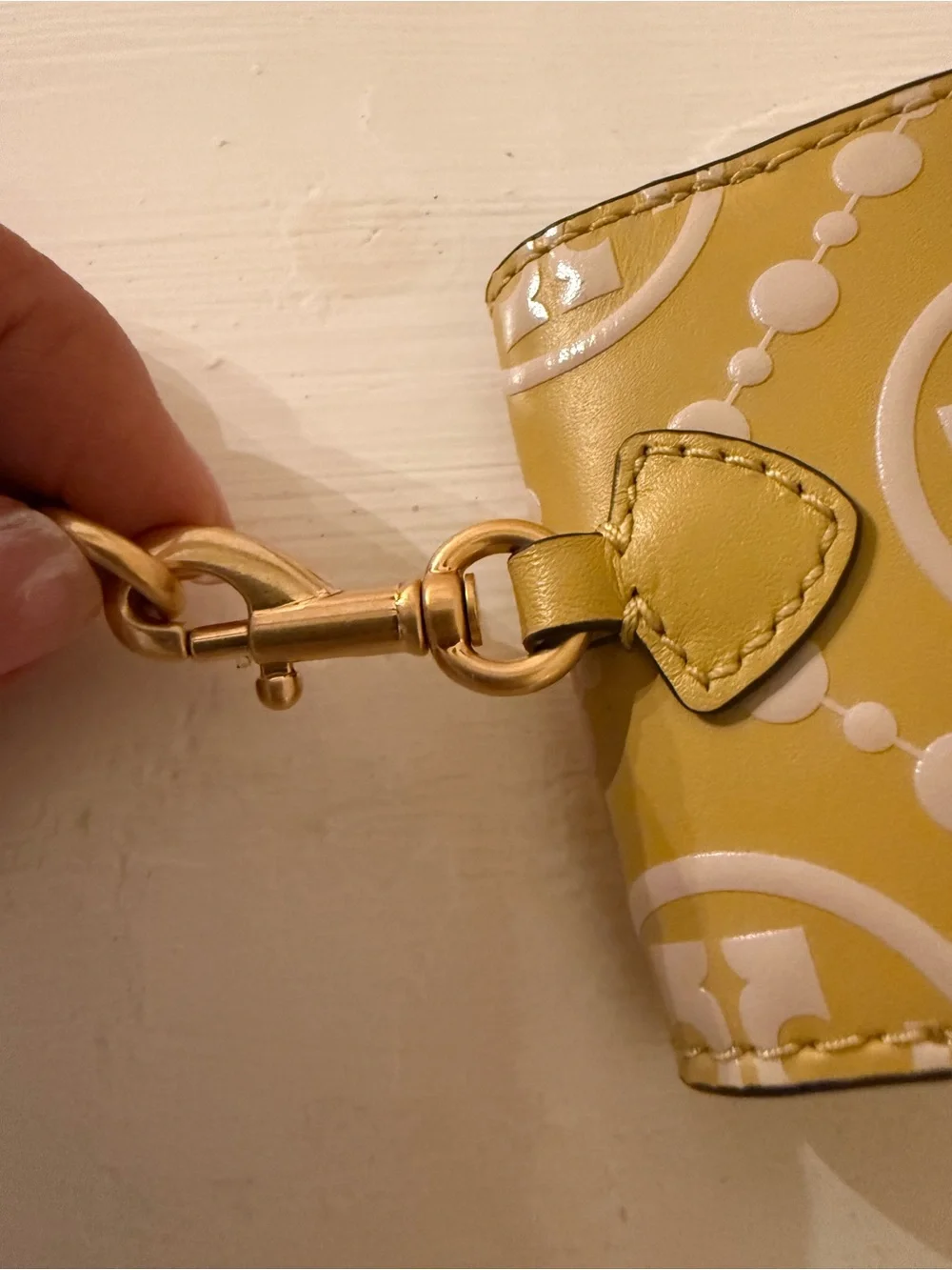 Tory Burch T Monogram Embossed Leather AirPods Pro Case Golden Sunset Yellow EUC